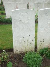 Etaples Military Cemetery - Bennett, Percy Lathan